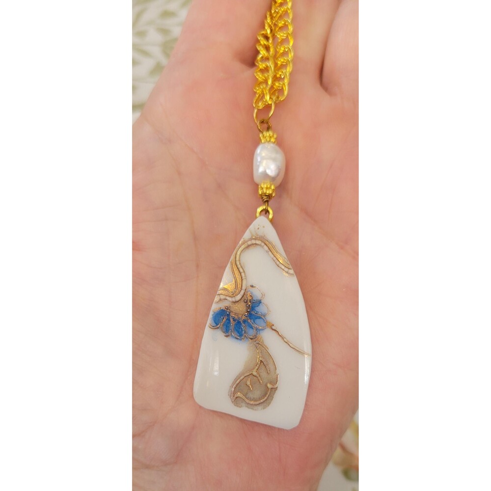 Antique Broken China Blue Flower Gold Leaf Pendant Necklace with Baroque Pearl